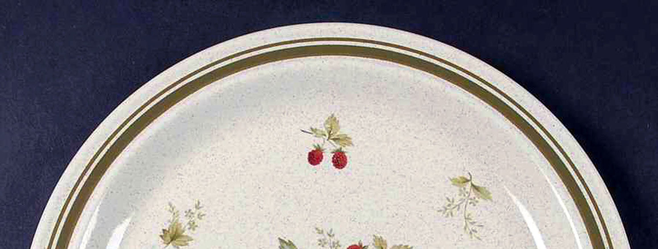 Vintage (1975) Royal Doulton Cornwall LS1015 stoneware salad side