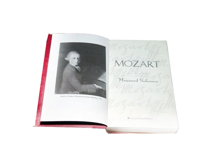 Mozart first-edition hardcover book by Maynard Solomon. Harper Collins USA.