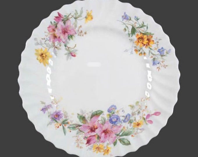 Royal Doulton Arcadia H4802 luncheon plate. Bone china made in England. Sold individually.