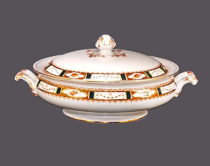 Sampson Bridgwood | Bridgwood & Sons | Anchor Pottery Conway covered serving bowl made in England.