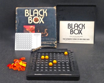 Vintage Black Box board game. Parker Brothers 1978. Complete.