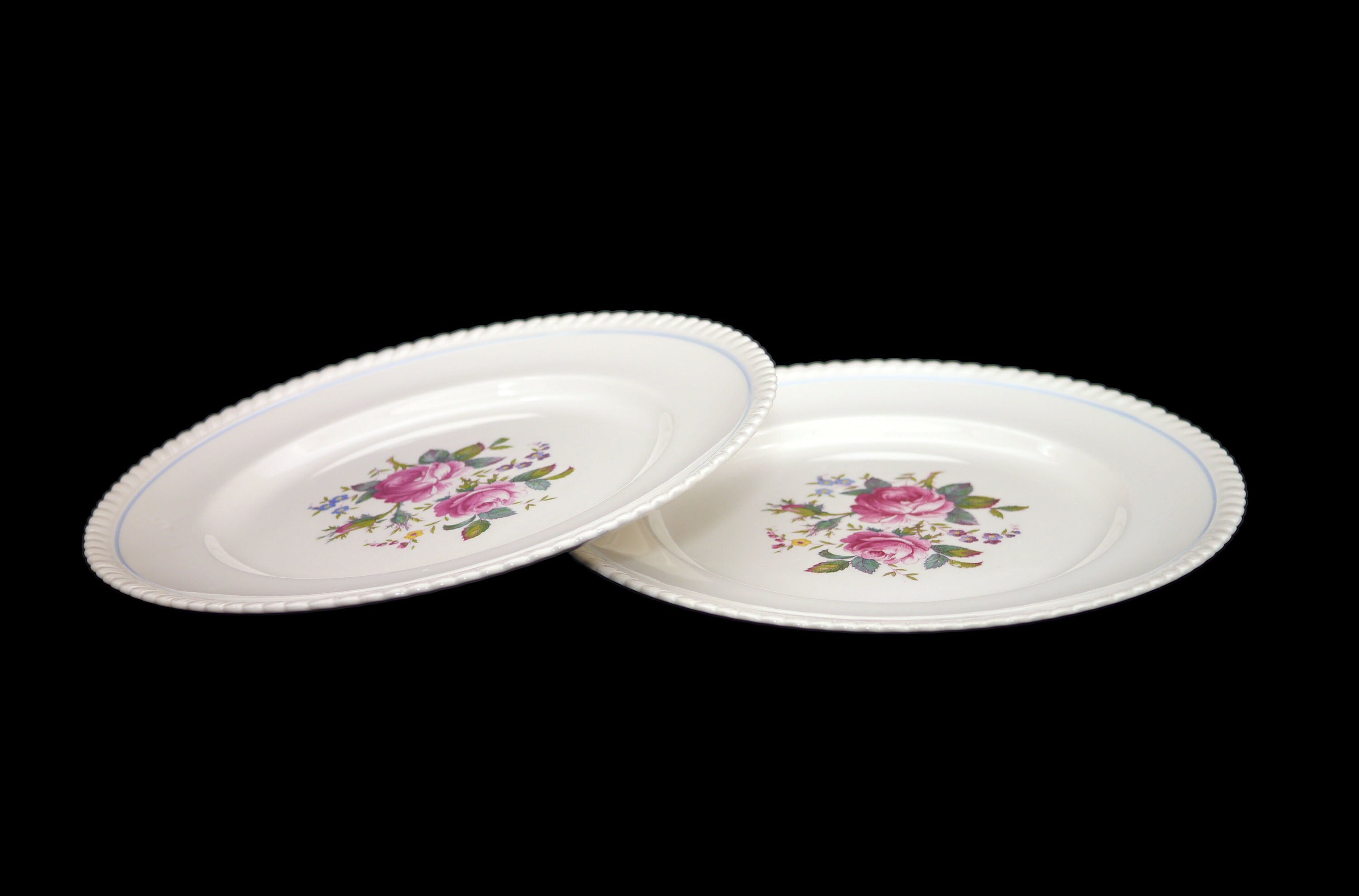 Early midcentury Johnson Brothers JB4 dinner plate. Old English ironstone made in England. Sold