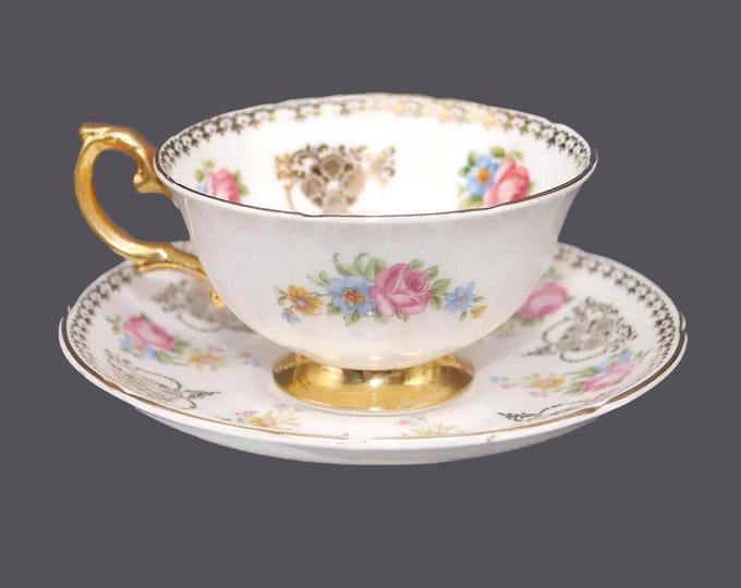 Vintage Royal Grafton 8651 tea set. Bone china made England. Flaw.