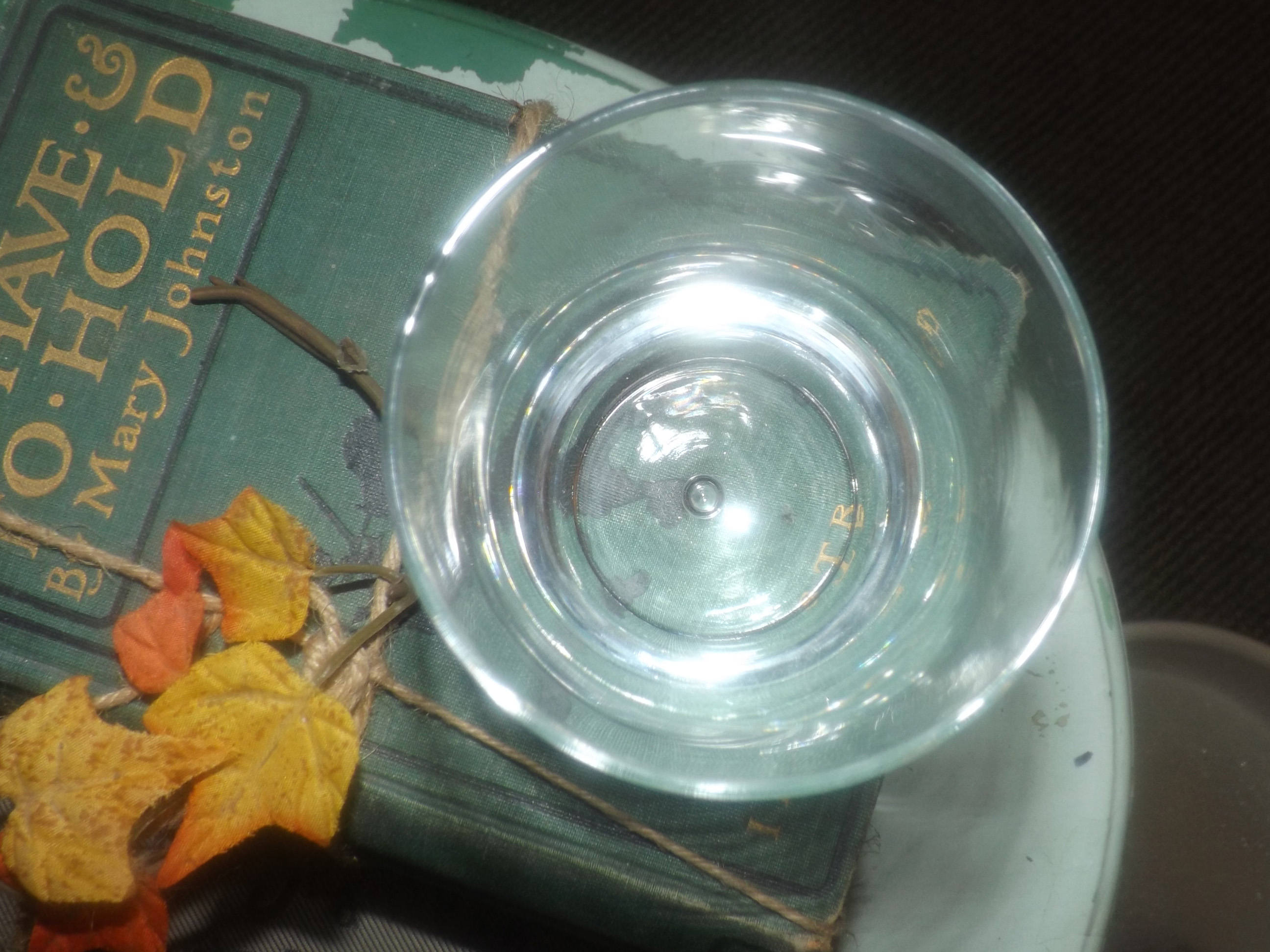 Vintage (mid 1990s) Baileys Irish Cream tulipshape glass