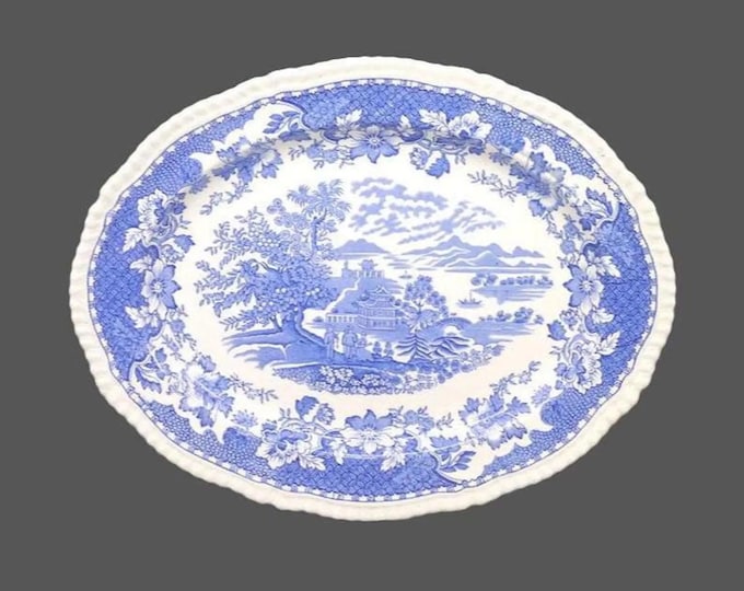 Vintage Wood & Sons Seaforth Blue oval platter. Blue-and-white tableware made in England.