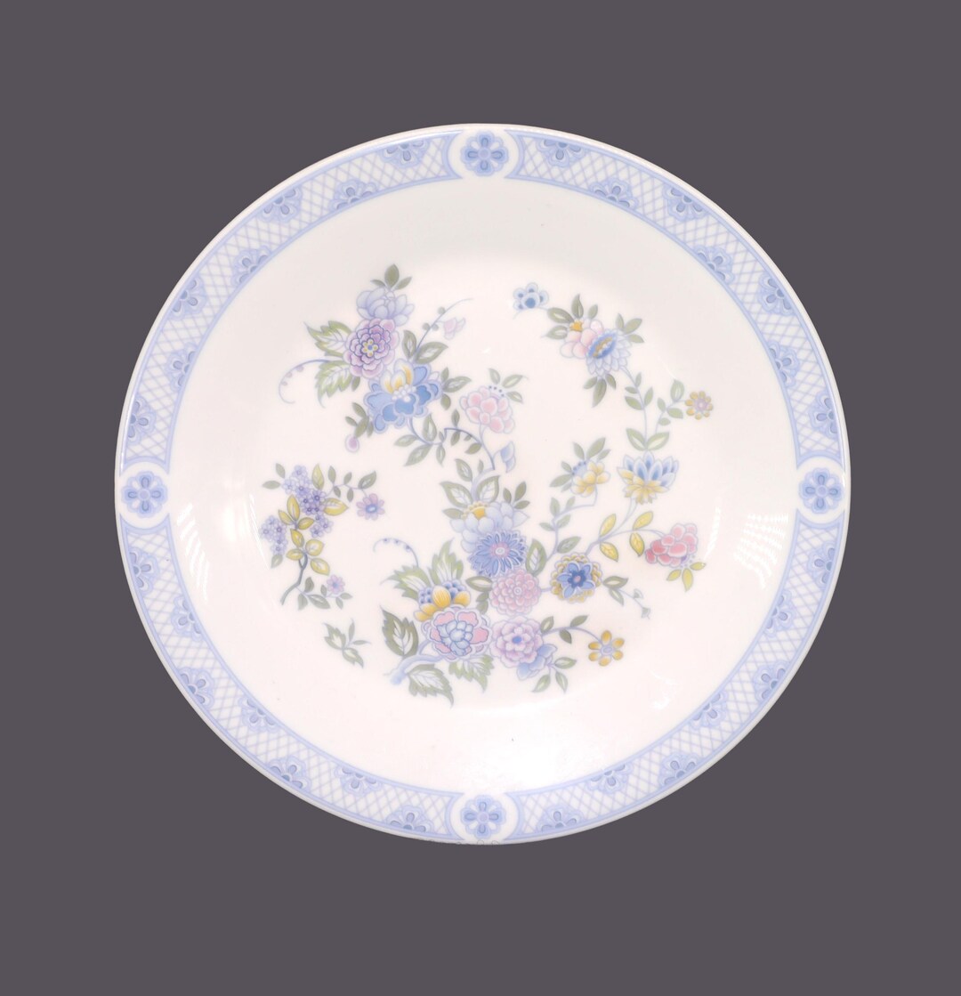 Vintage Royal Doulton Coniston H5030 salad plate made in England