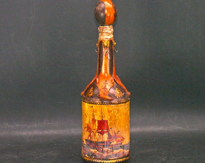 Fausto Corduri hand-tooled, leather-covered decanter made Italy. Ship scene, brass lions. Gentlemen's Club. Gift for him. Gift for dad.