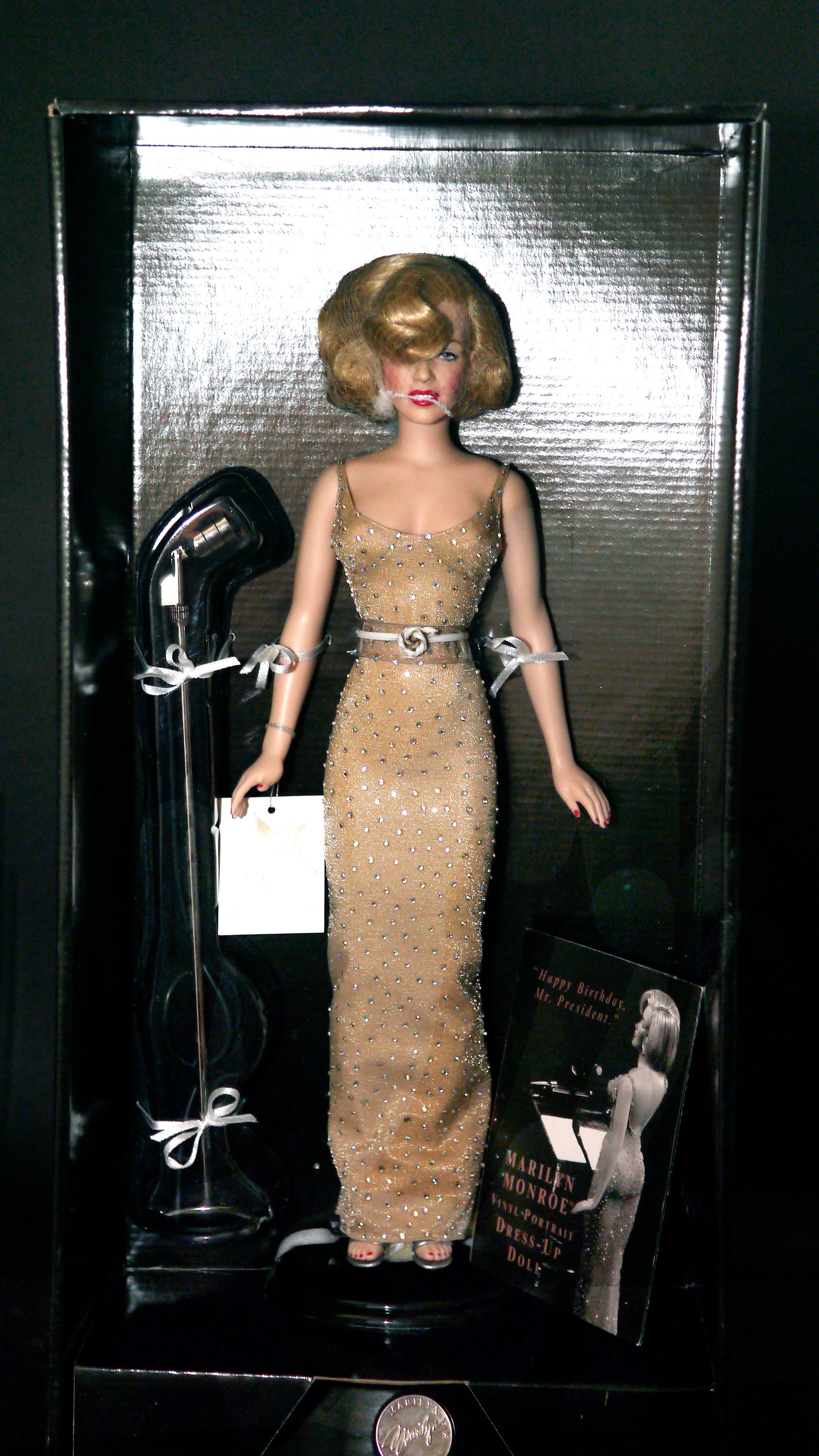 Vintage marilyn sales monroe doll