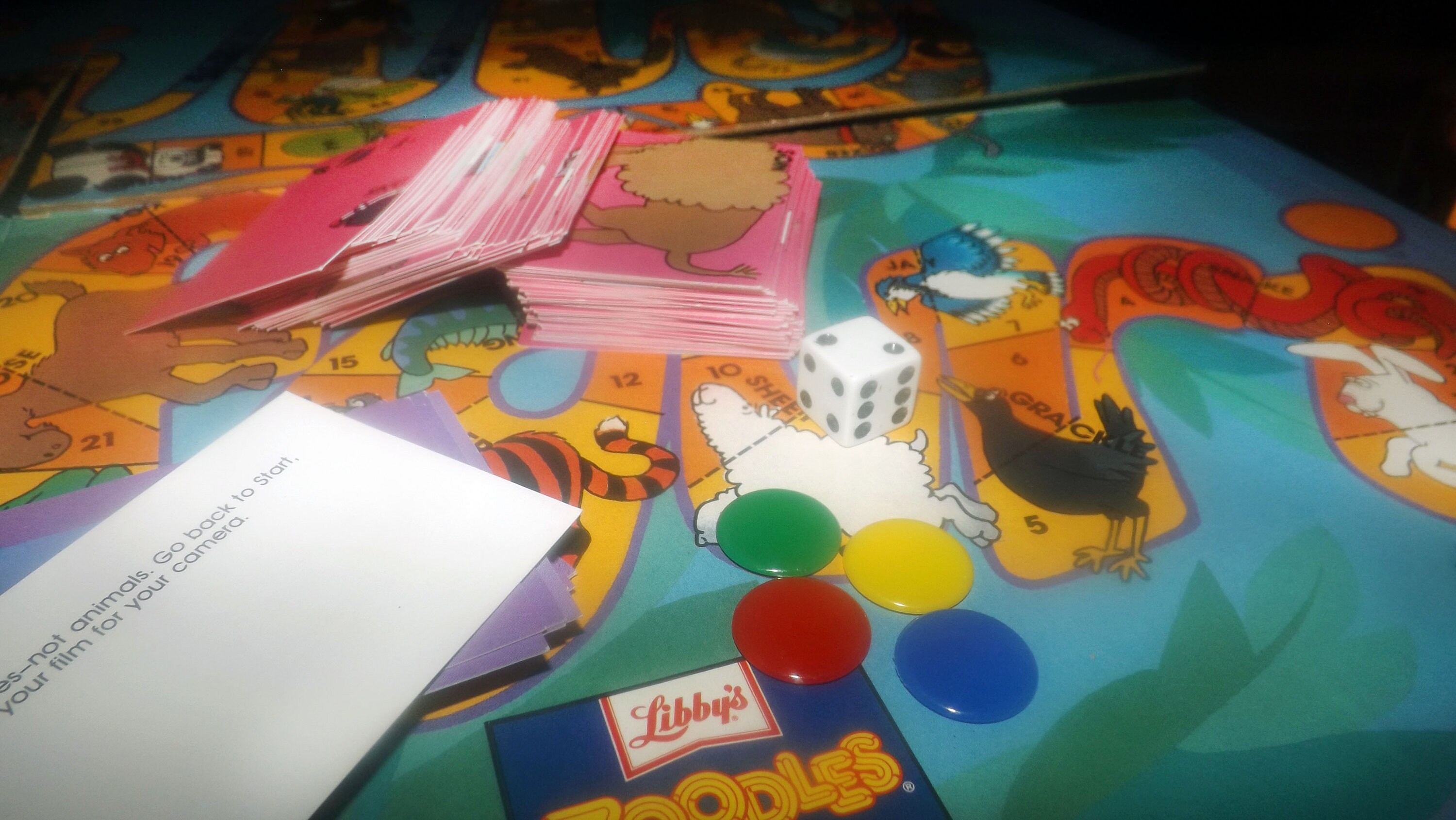 Vintage (1985) Silly Safari board game published by boutique Canadian game house First Resort