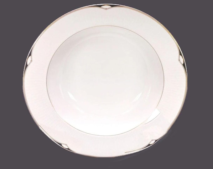 Oscar de la Renta Aegean L5545 rimmed serving bowl made in Japan