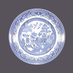 Vintage Churchill China Blue Willow bread plate made in England.