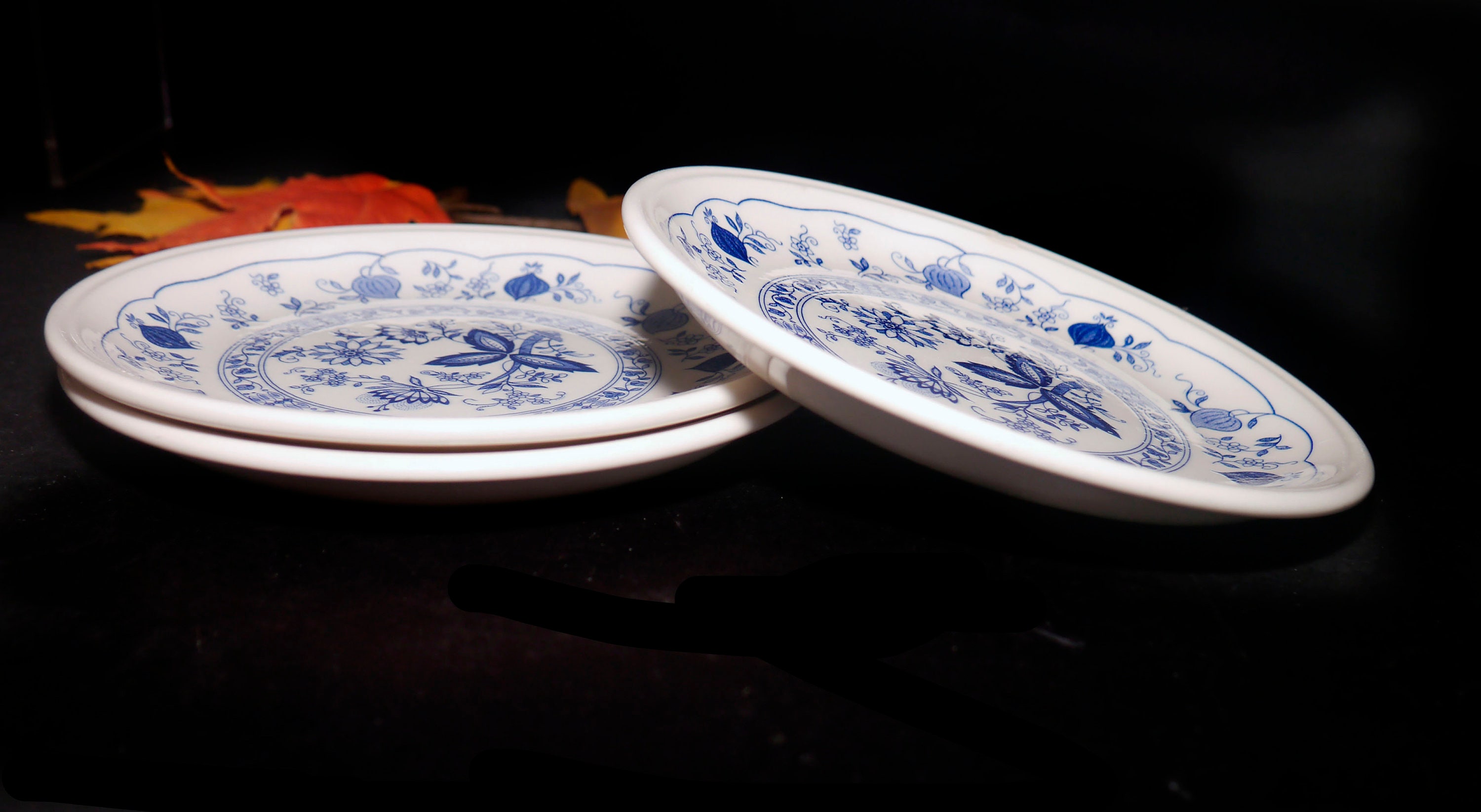 Four Biltons Staffordshire Tableware Blue Onion bread plates made in ...