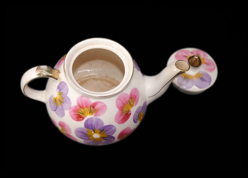 Gibsons England W974 Fourcup Teapot. Etsy Canada