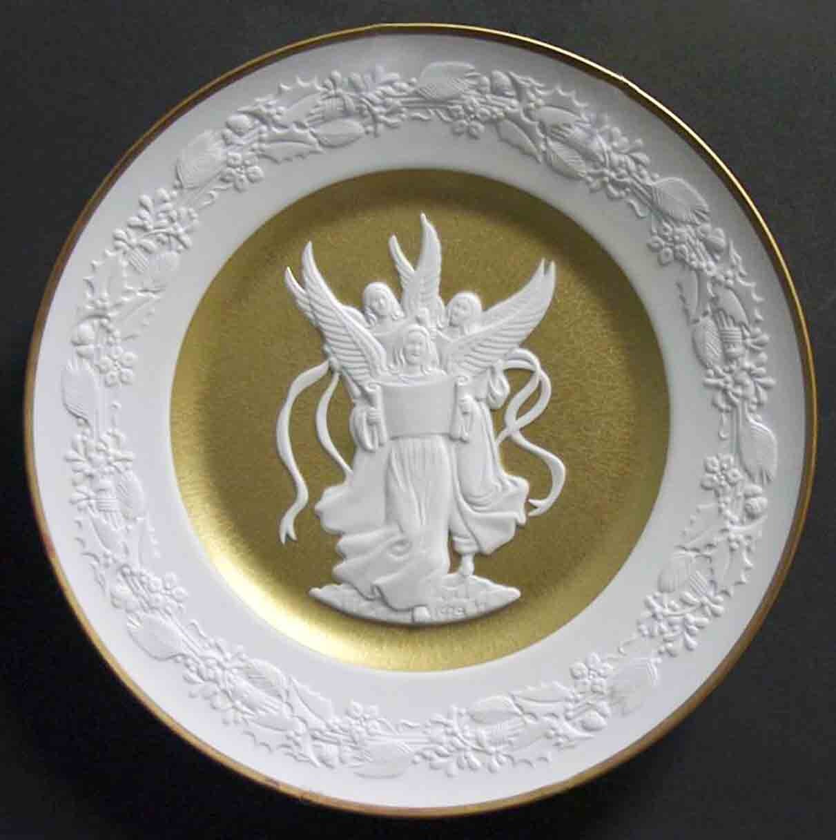 Vintage (1979) Franklin Porcelain Franklin Mint Hark the Herald