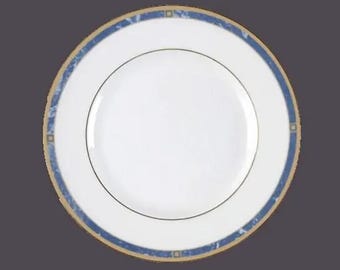 Wedgwood Cantata plate. Bone china made in England. Choice of size. Sold individually.