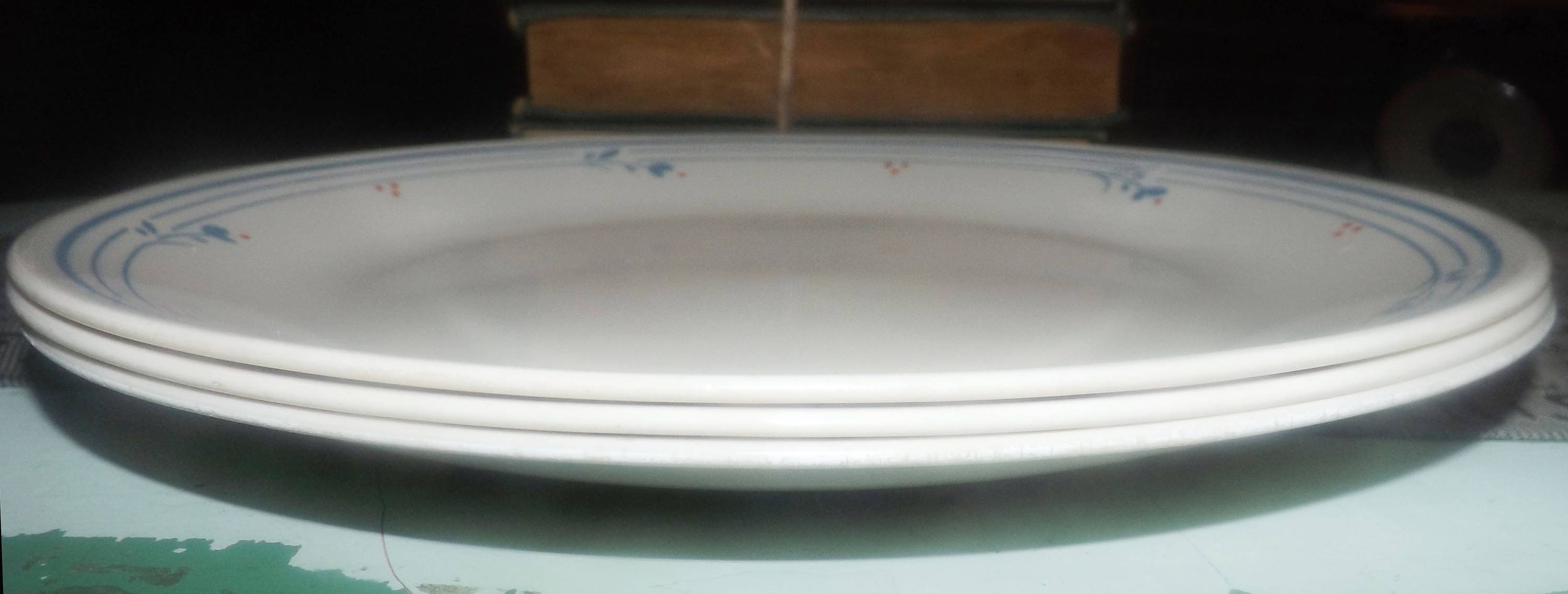 Set of four vintage (1970s) Corelle Corningware Country Violets