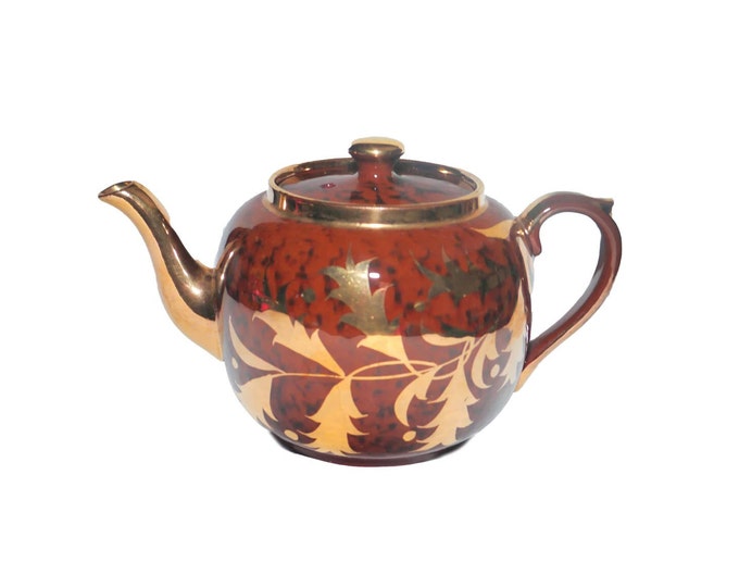 Antique Gibsons T720 Brown teapot with lid. Gold leaves on tortoise-shell ground. Made in England.