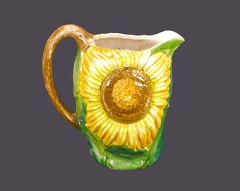 Ceramiche di Bassano hand-painted, high-relief sunflower iced-tea, lemonade, kool-aid pitcher made in Italy.