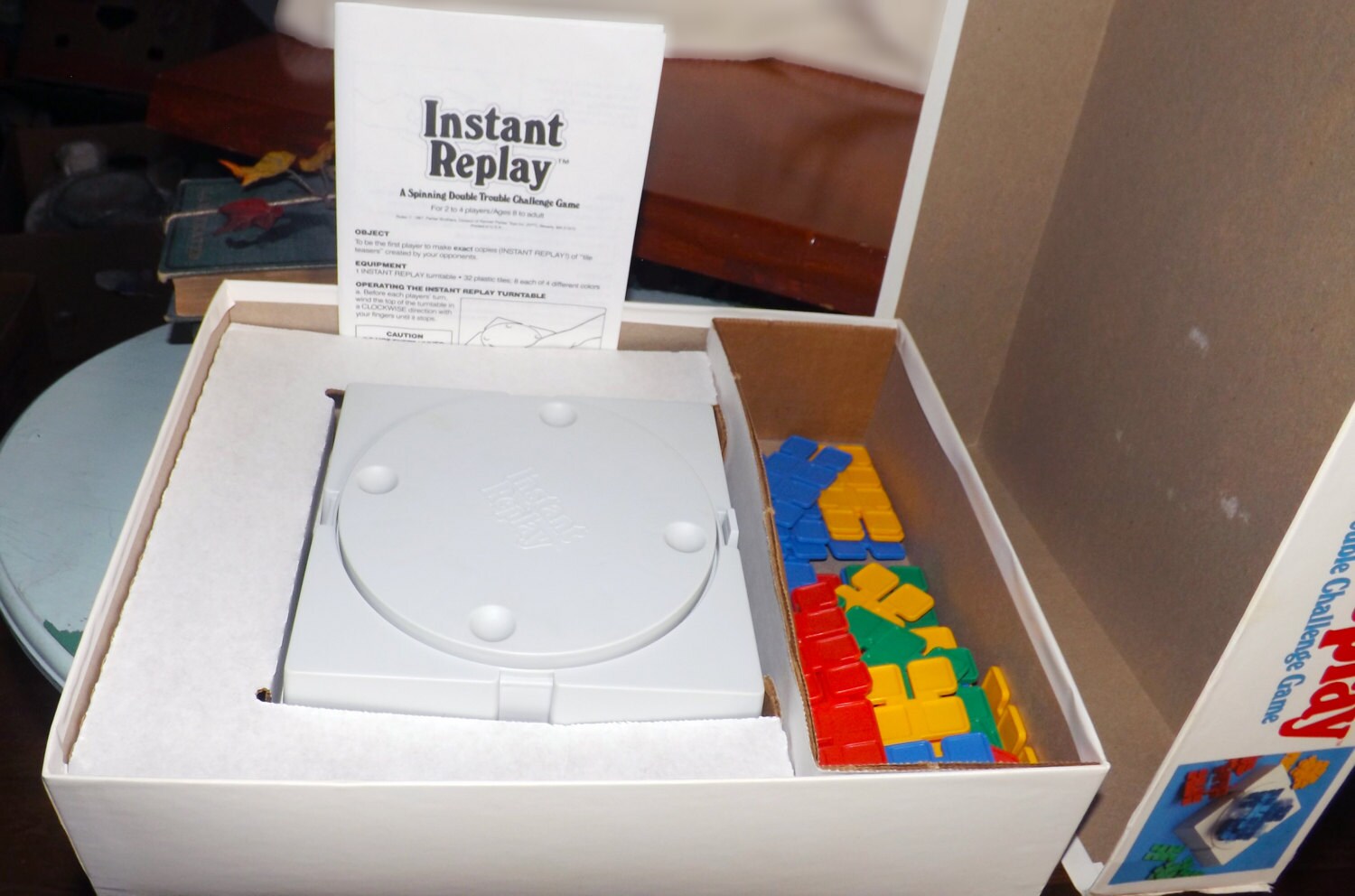 Vintage (1987) Instant Replay board game published by Parker Brothers