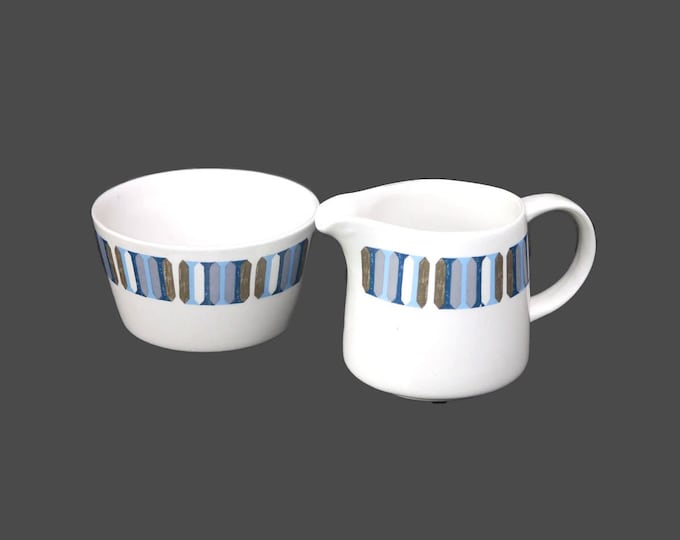 Ridgway Vogue creamer and open sugar bowl set made in England. Hard to find. Flaw (see below).