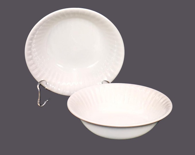 Pair of Alfred Meakin Leeds fruit nappies, dessert bowls made in England.