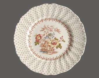 Vintage Royal Doulton Grantham D5477 plate made in England.