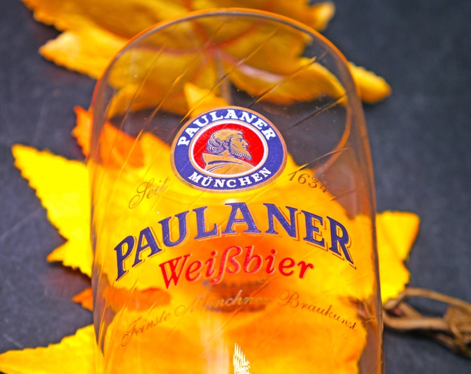 Paulander Munchen German beer pint | pilsner glass.  Etched-glass wording and logo, weighted base, commercial quality.