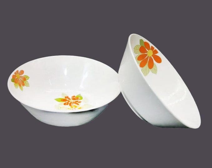 Pair of Johnson Brothers | Sovereign Potters Acapulco 224-68 round vegetable serving bowls.