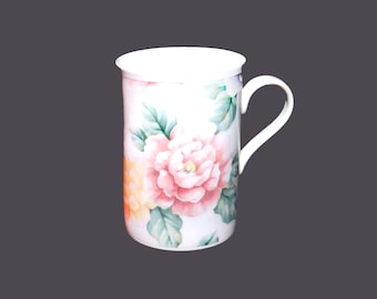 Collection Series Spring Florals bone china tea mug. Great mom gift.