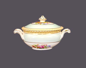 Johnson Brothers Yeovil covered sugar bowl. Old English Ironstone made in England. Flaws (see below).