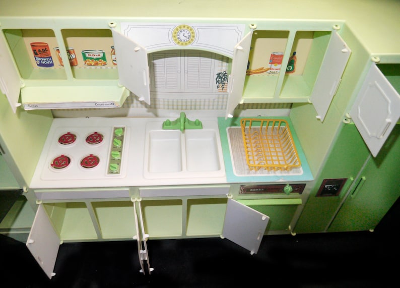 Toys & Games Toys Wolverine Toy Co Sears Sunny Suzy toy 1970s Classic Avocado. Barbie doll
