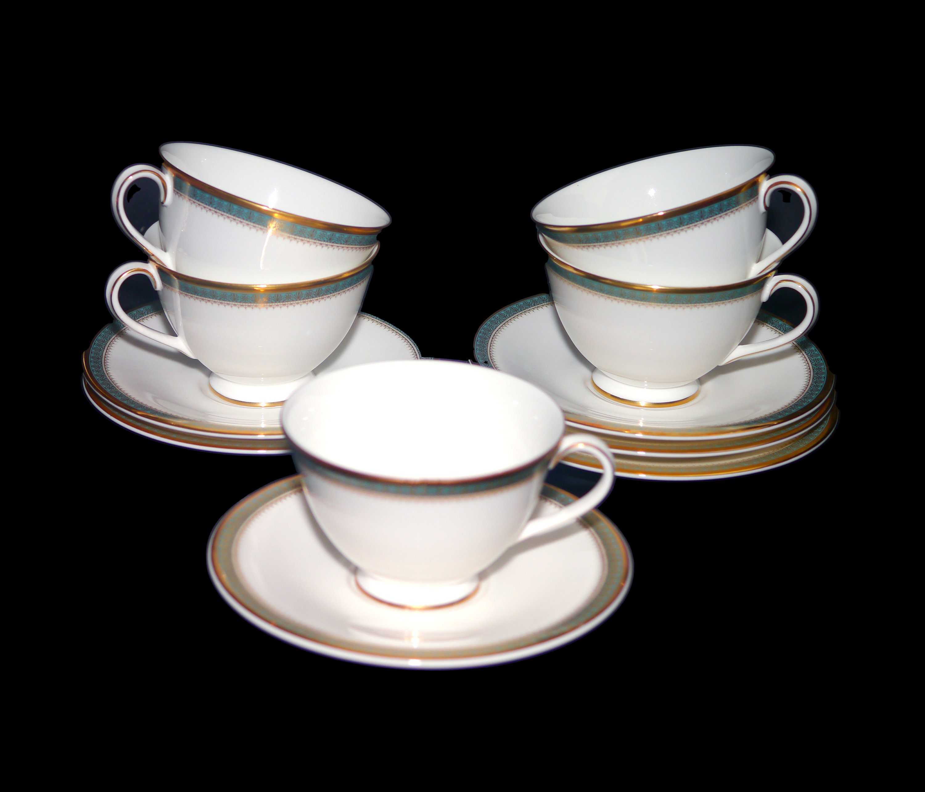 Royal Doulton Clarendon H4993 bone china cup and saucer set made in