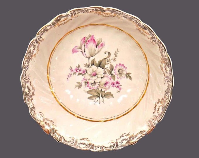 Sovereign Potters Windsor round vegetable serving bowl.