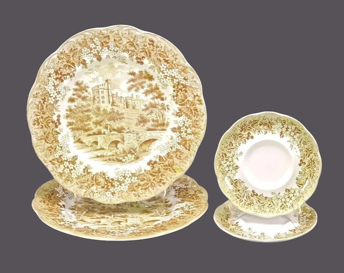Four pieces of J&G Meakin Romantic England Green tableware. Two dinner plates, 2 orphaned saucers. Made in England. Flaws (see below).