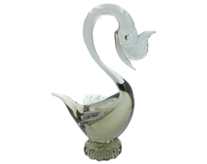 Vetro Artistico Veneziano Murano Venetian glass swan figurine made in Italy. Original sticker to base.