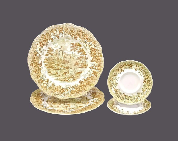 Four pieces of J&G Meakin Romantic England Green tableware. Two dinner plates, 2 orphaned saucers. Made in England. Flaws (see below).