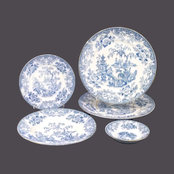 Antique Furnivals Shanghae flow-blue Chinoiserie tableware made in England. Five pieces. Flaws (see below).