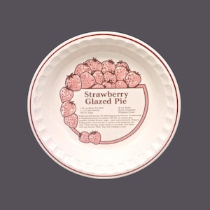 Springer stoneware Strawberry Glazed Pie recipe pie plate | pie baker. Central pie recipe, crimped edge. Made in Korea