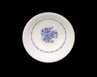 Mayfair Royal Florence round serving bowl. Blue-and-white tableware made in Japan.