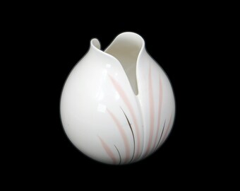 Royal Doulton Impressions Series Tulip Vase designed by American artist Gerald Gulotta.
