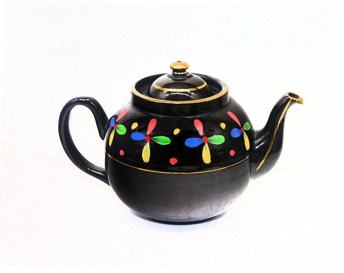 Alcock Lindley Bloor 1767 hand-painted art-deco inspired teapot made in England.
