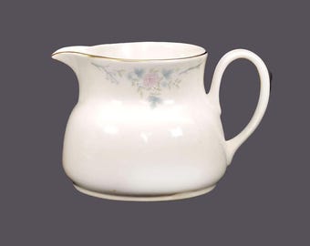Vintage Royal Doulton Classique TC1159 creamer jug. Vogue Collection Porcelain England.