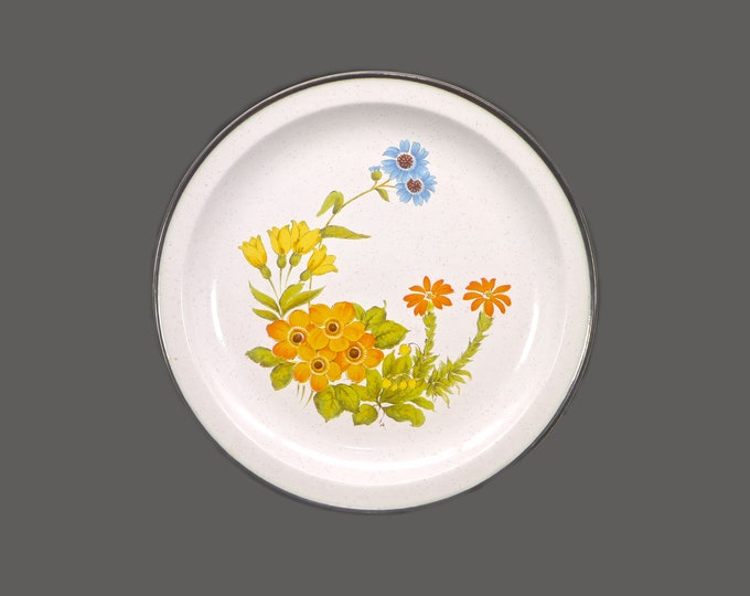 International China | Villager Bedford SY-19775 stoneware chop plate | service plate | round platter made in Japan.