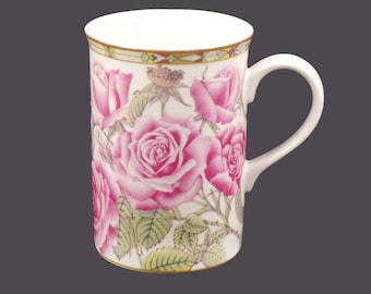 Vintage Royal Bone China Collector's Series tea mug. Pink Roses