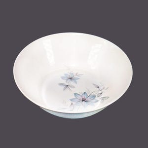 Vintage Johnson Brothers JB560 round serving bowl. England.