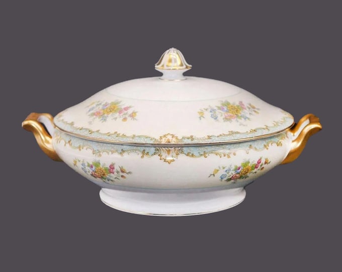 Noritake hand-painted Nippon Lanare round covered vegetable serving bowl made in Japan. Green verge.