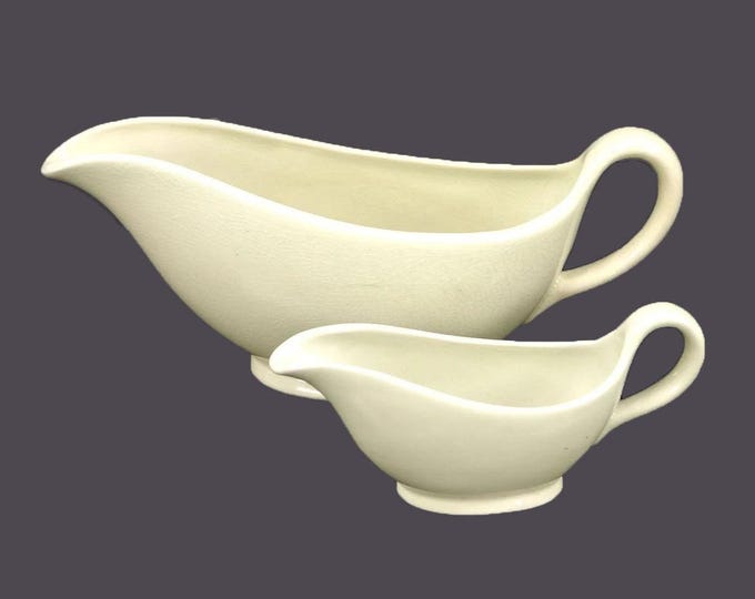 Grindley Almond Petal gravy boat and creamer made in England. Smooth edge.