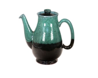 Canuck Pottery Evangeline 966 green and black drip-glaze coffee pot made in Canada. Flaws (see below).