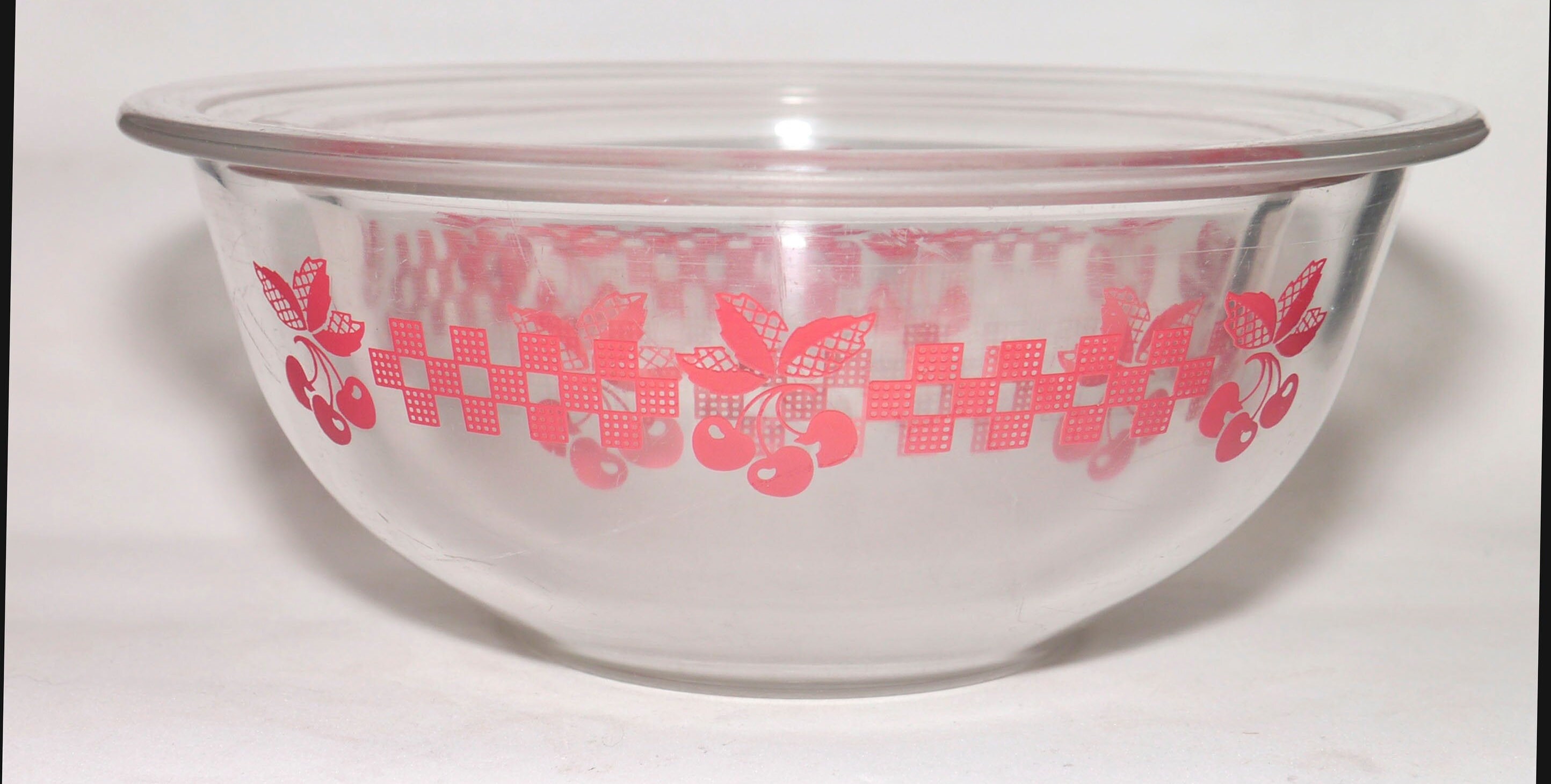 Pair of vintage (1980s) Pyrex Red Cherries glass mixing nesting bowls