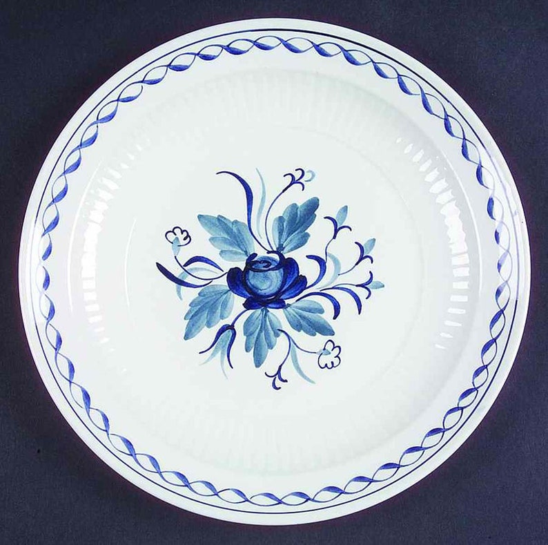 floral center Vintage Real English Ironstone. William Adams Baltic pattern blue-and-white salad or side plate 1980s Blue rope band